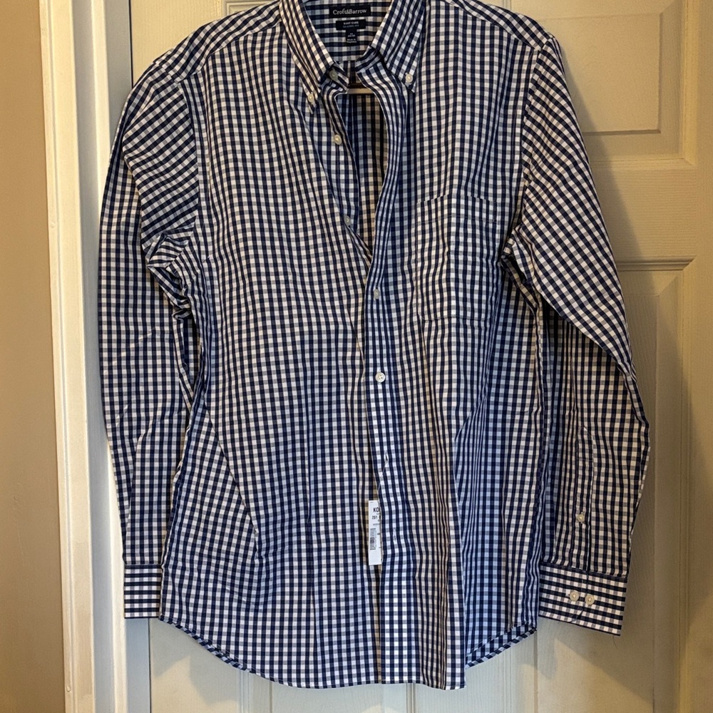 Blue checkered Croft & Barrow buttoned shirt